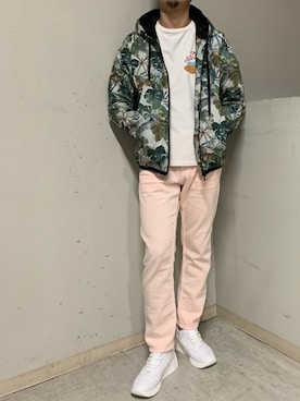 「YANUK（ヤヌーク）のアイテム（パンツ）」を使った、上ノ山 寛瑛さん（メンズ・172cm）の春コーディネート