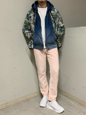 「YANUK（ヤヌーク）のアイテム（パンツ）」を使った、上ノ山 寛瑛さん（メンズ・172cm）の春コーディネート