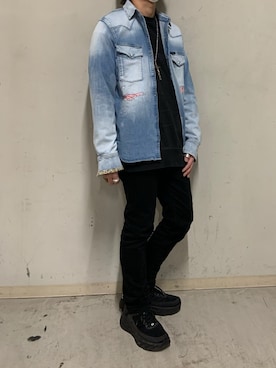 「surt（サート）のアイテム（トップス）」を使った、上ノ山 寛瑛さん（メンズ・172cm）の春コーディネート