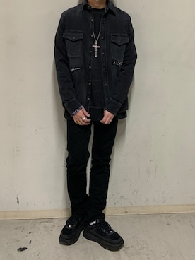 「surt（サート）のアイテム（トップス）」を使った、上ノ山 寛瑛さん（メンズ・172cm）の春コーディネート