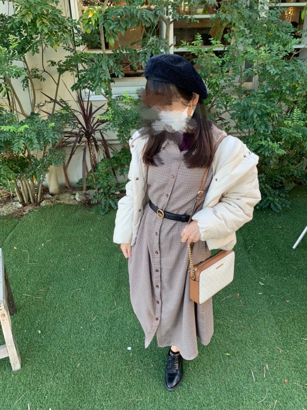 「プチプラコーデ、ダウンジャケット、おしゃれさんと繋がりたい、シンプル、大人カジュアル、ラクチンコーデ、タートルネック」｜「OLIVE des OLIVEのナカワタブルゾン（ダウンジャケット/コート、ホワイト系）」を使った、meiさん（レディース・152cm）の冬コーディネートの1枚目の写真