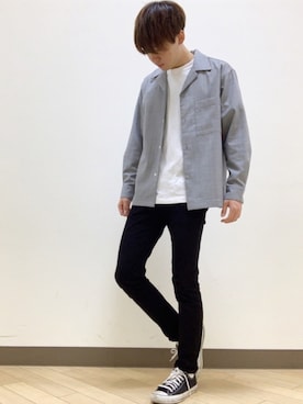 「GU（ジーユー）の（GU）スキニーフィットジーンズ（MEN ⁄ ジーンズ）」を使った、おだまや  さん（メンズ・171cm）の春コーディネート