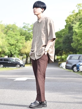 「Confirm（コンファーム）のアイテム」を使った、おだまや  さん（メンズ・171cm）の春コーディネート