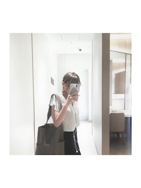「アイテム（ピアス（両耳用））」を使った、liさん（レディース・157cm・20代）の秋コーディネート