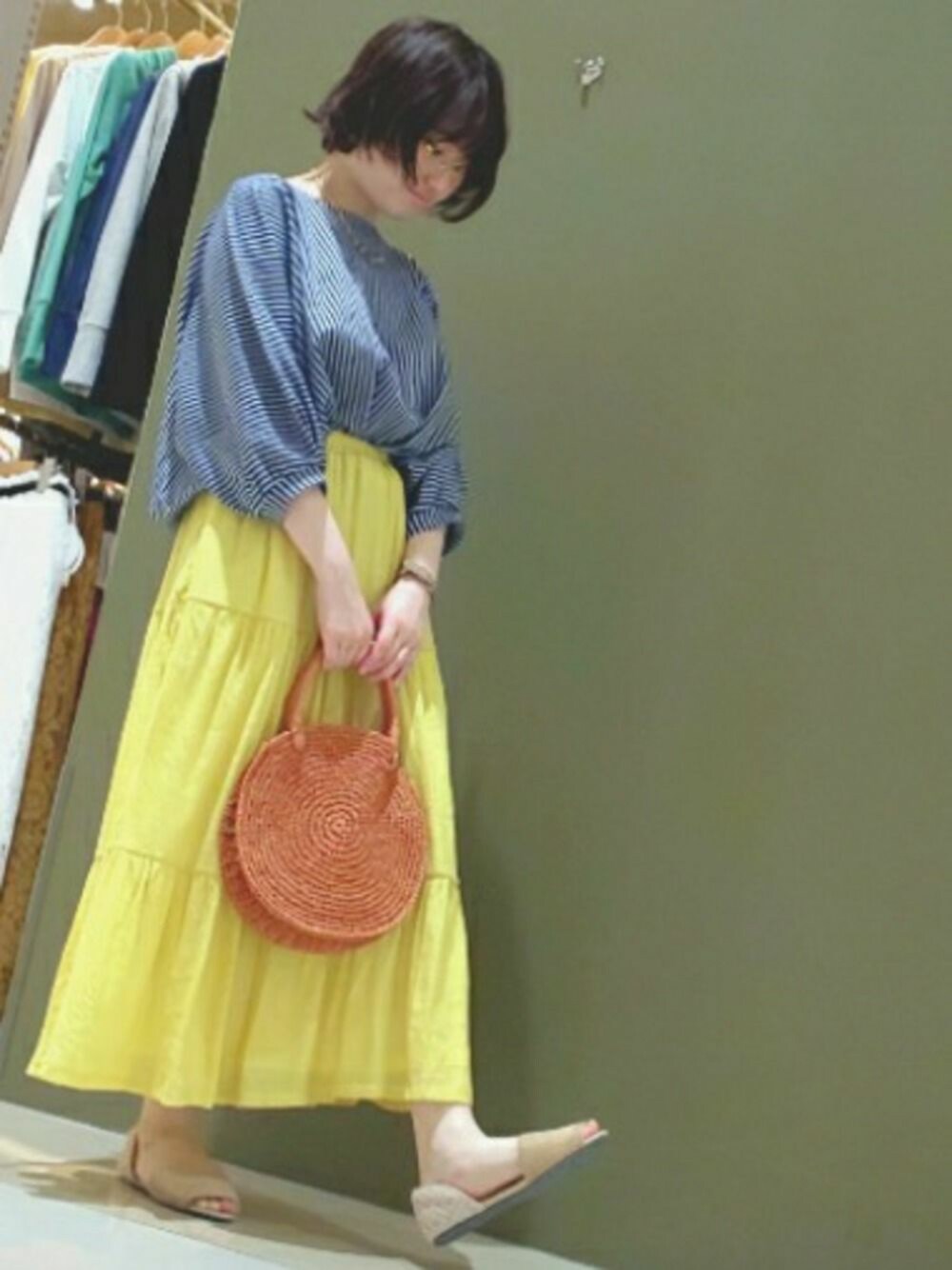 「きれいめカジュアル、ラクチンコーデ、夏コーデ、シンプル、サークルバッグ、プチプラ、Green Parks」｜「Green　ParksのUV加工 ストライプ7分袖カットプルオーバー（Tシャツ/カットソー、ブルー系）」を使った、うさ 子。さん（レディース・155cm）の春コーディネートの1枚目の写真