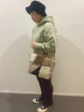 「ACCOMMODE（アコモデ）のアイテム」を使った、ACCOMMODE西宮ガーデンズ店さん（レディース・160cm）の冬コーディネート