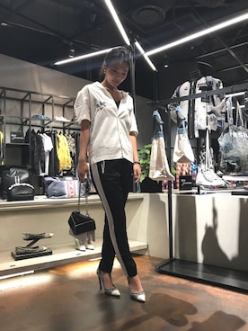 「デニムから始まったライフスタイルブランド」｜「アイテム（シューズ）」を使った、nanaさん（レディース・168cm）の夏コーディネート