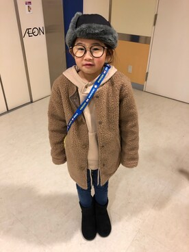 「petit main（プティマイン）のアイテム（ノーカラージャケット）」を使った、ymiiikさん（キッズ・120cm）の冬コーディネート