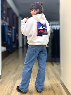 「アイテム（パーカー、ホワイト系）」を使った、𝚢𝚞𝚛𝚒𝚔𝚘❥さん（レディース・160cm）の秋コーディネート