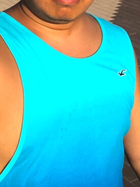 「Hollister（ホリスター）のアイテム（タンクトップ、ブルー系）」を使った、gigaさん（メンズ・172cm）の秋コーディネート