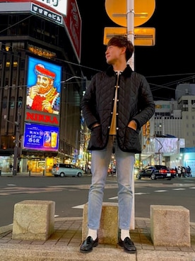 「A.P.C.」｜「アイテム（ステンカラーコート）」を使った、Daisuke Kusakaさん（メンズ・177cm）の春コーディネート