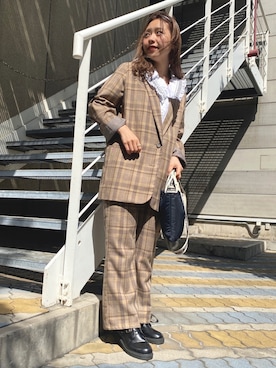 「apres jour mignon（アプレジュールミニョン）のアイテム（テーラードジャケット）」を使った、みぎみみさん（レディース・161cm）の春コーディネート