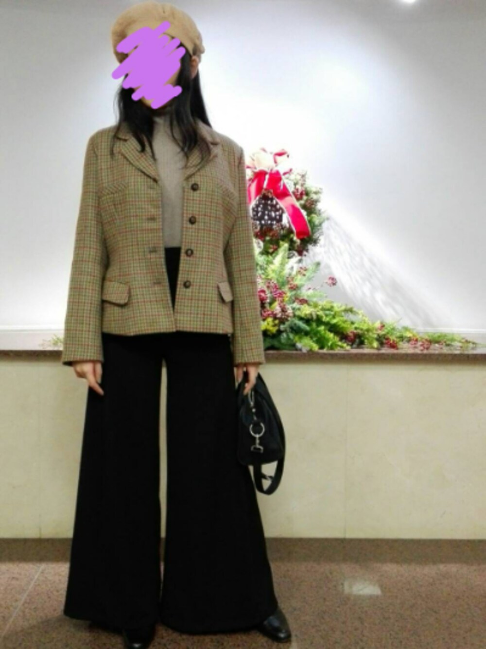 「H&Mのアイテム（パンツ、ブラック系）」を使った、りんです。さん（レディース・162cm）の冬コーディネートの1枚目の写真