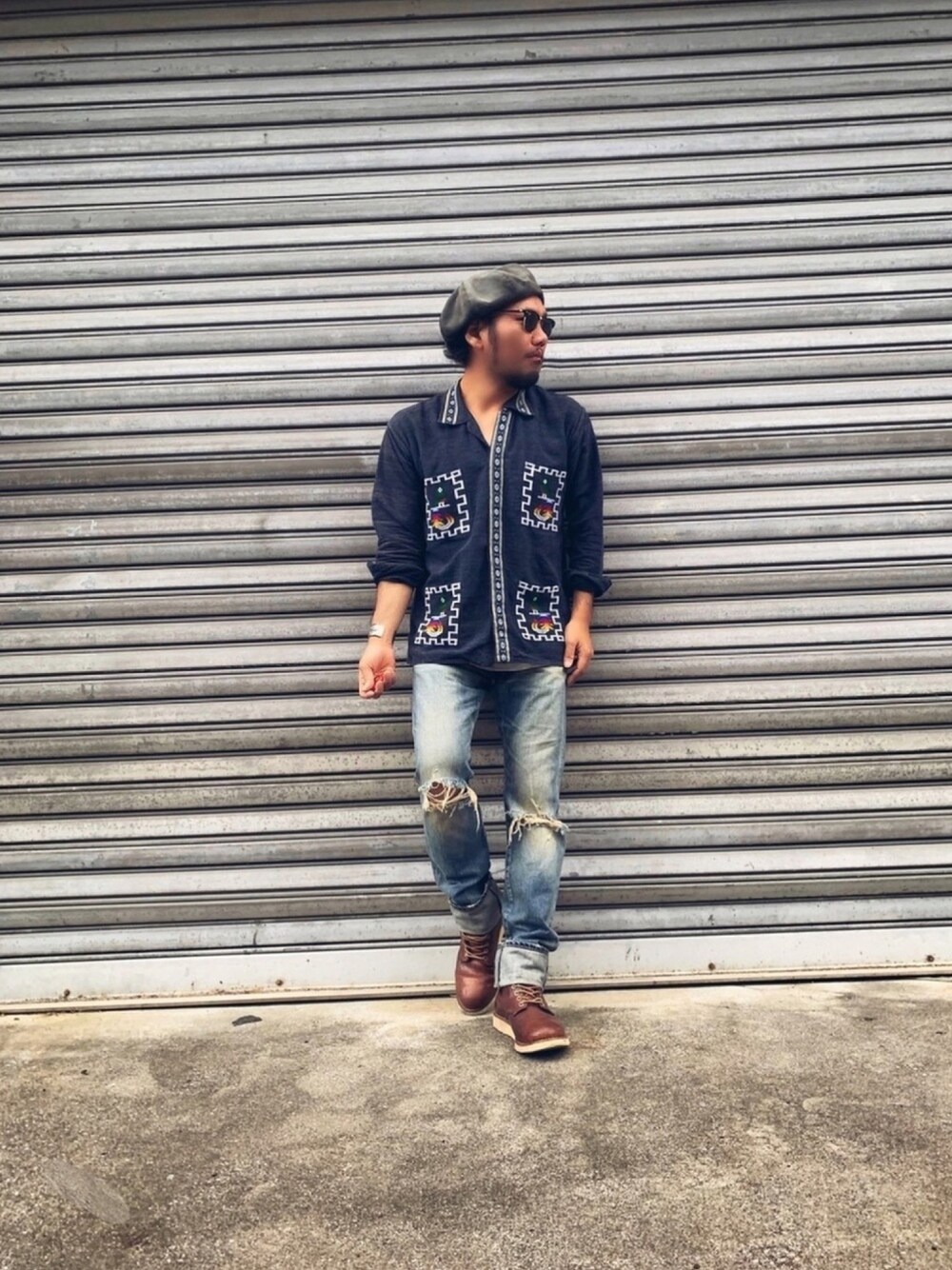 「秋、VINTAGE、vintage、古着、アメカジ、グアテマラシャツ、柄シャツ、ダメージデニム、ベレー」｜「VINTAGEの70's（シャツ/ブラウス、ブルー系）」を使った、Ri Maさん（メンズ・171cm）の秋コーディネートの1枚目の写真
