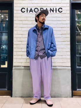 「MANEBU（マネブ）のアイテム（サンダル）」を使った、菅原 大翔さん（メンズ・173cm）の春コーディネート