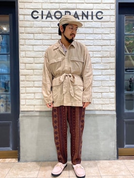 「MANEBU（マネブ）のアイテム（サンダル）」を使った、菅原 大翔さん（メンズ・173cm）の春コーディネート