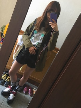 「花見」｜「アイテム（ミリタリージャケット）」を使った、はらさん（レディース・164cm）の春コーディネート