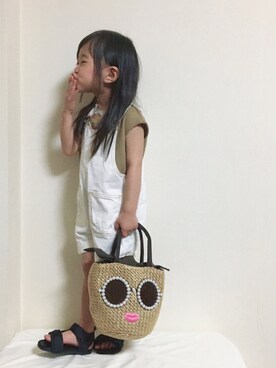 「petit main（プティマイン）のデニムサロペットショートパンツ（サロペット/オーバーオール）」を使った、mapoooode♡さん（キッズ・90cm）の春コーディネート