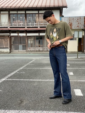 「instagramフォローお願いします」｜「アイテム（デニムパンツ）」を使った、じょうさん（メンズ・180cm）の春コーディネート