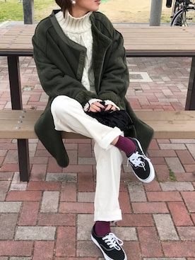 「KBF（ケイビーエフ）のKBF ベロアプリーツ巾着BAG（ハンドバッグ）」を使った、Kumika☆さん（レディース・158cm）の冬コーディネート