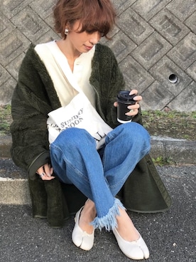 「サコッシュ」｜「アイテム（ノーカラージャケット）」を使った、Kumika☆さん（レディース・158cm）の冬コーディネート