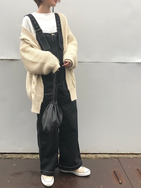 「チャックテイラー」｜「アイテム（サロペット/オーバーオール）」を使った、Kumika☆さん（レディース・158cm）の春コーディネート