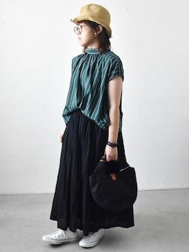 「SUN VALLEY（サンバレー）のアイテム」を使った、staff-matsuさん（レディース・154cm）の夏コーディネート