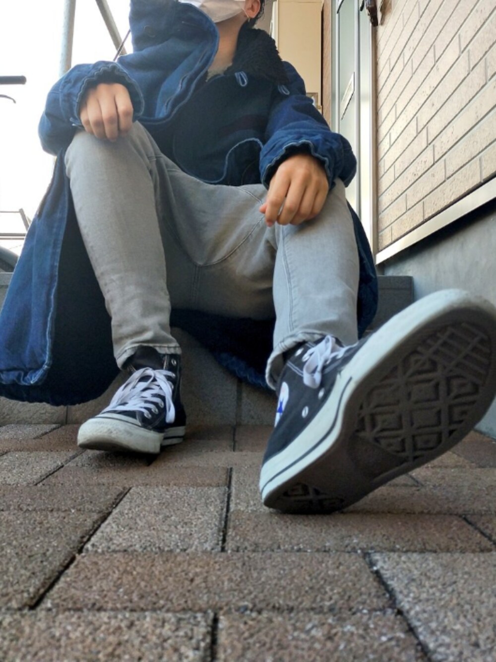 「モッズコート、冬のコーデ、converse、今日のコーデ」｜「CONVERSEの【CONVERS】 ALLSTAR OX (HIGH)（スニーカー、ブラック系）」を使った、永瀬さん（メンズ・160cm）の冬コーディネートの1枚目の写真