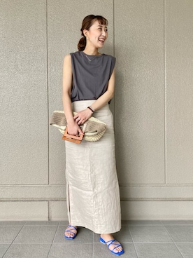 「アイテム（シューズ、ブルー系）」を使った、Natsumiさん（レディース・167cm）の春コーディネート