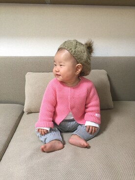 「PETIT BATEAU（プチバトー）のガーター編みニットカーディガン（ニット/セーター、ピンク系）」を使った、sawaco311さん（キッズ・70cm）の秋コーディネート