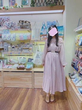 「axes femme（アクシーズファム）のアイテム（サンダル）」を使った、amelie さん（レディース・166cm）の春コーディネート