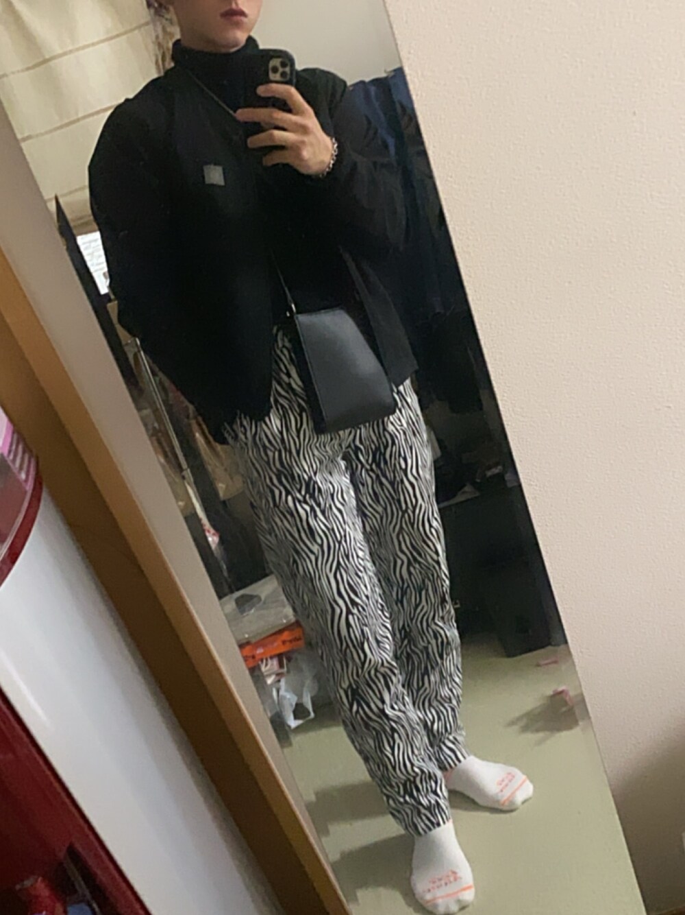 「Needlesのアイテム（ジャケット/アウター、ブラック系）」を使った、うっちさん（メンズ・170cm）の春コーディネートの1枚目の写真
