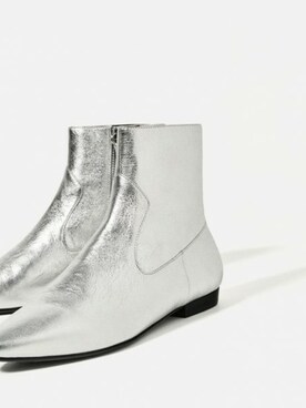 「アイテム（ブーツ、シルバー系）」を使った、Hot Fashionさん（レディース・168cm）の冬コーディネート