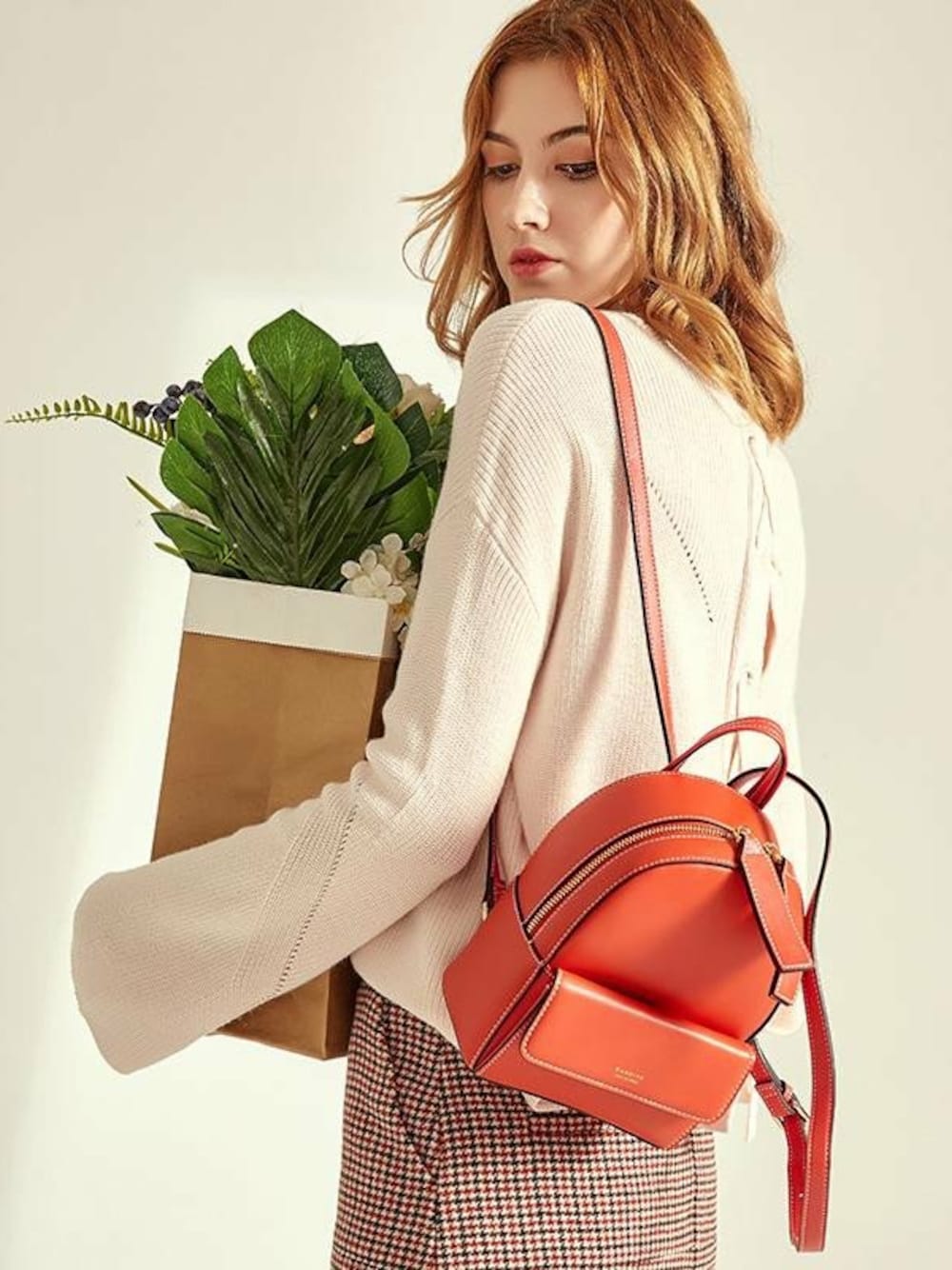 コールハーンミニバックパック　白　牛革　美品✨　リュック Cole Haan コールハーン ロゴ リュック・デイパック レザー