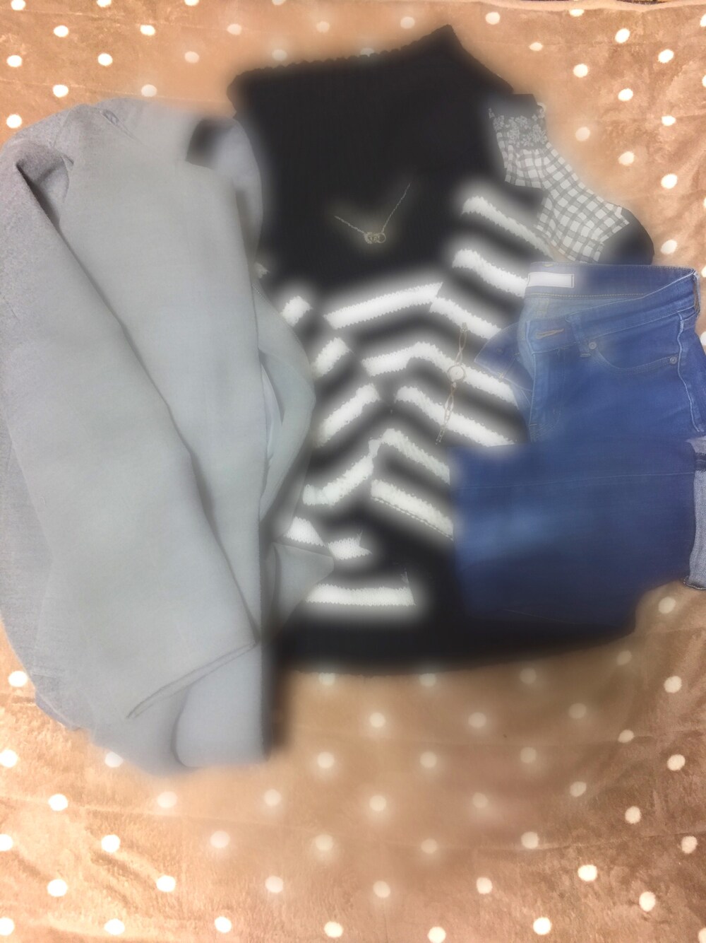「カジュアルコーデ、学校私服」｜「しまむらのアイテム（ニット/セーター、ブラック系）」を使った、くうじい 4.20横アリ初参戦さん（レディース・158cm）の冬コーディネートの1枚目の写真