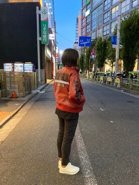 「アイテム（ミリタリージャケット、レッド系）」を使った、1470さん（レディース・158cm）の夏コーディネート