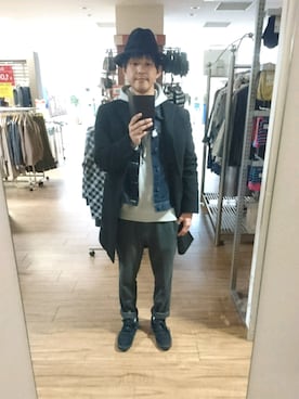 「ベレー帽推奨委員会」｜「アイテム（チェスターコート）」を使った、キヨキヨさん（メンズ・167cm）の冬コーディネート