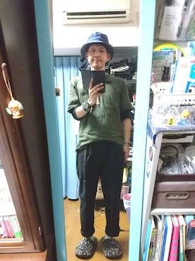 「ベレー帽推奨委員会」｜「アイテム（チノパンツ）」を使った、キヨキヨさん（メンズ・167cm）の夏コーディネート