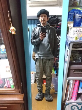 「ベレー帽推奨委員会」｜「アイテム（スラックス）」を使った、キヨキヨさん（メンズ・167cm）の冬コーディネート