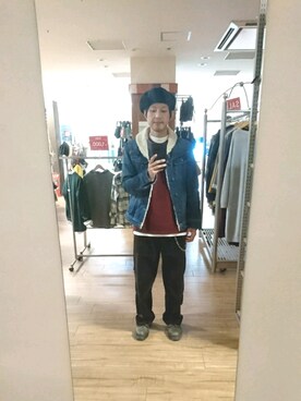 「ベレー帽推奨委員会」｜「アイテム（チノパンツ）」を使った、キヨキヨさん（メンズ・167cm）の冬コーディネート