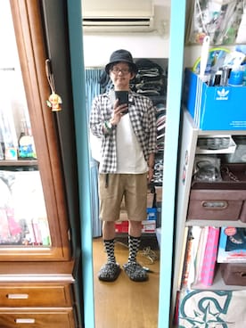 「ベレー帽推奨委員会」｜「アイテム（チノパンツ）」を使った、キヨキヨさん（メンズ・167cm）の夏コーディネート