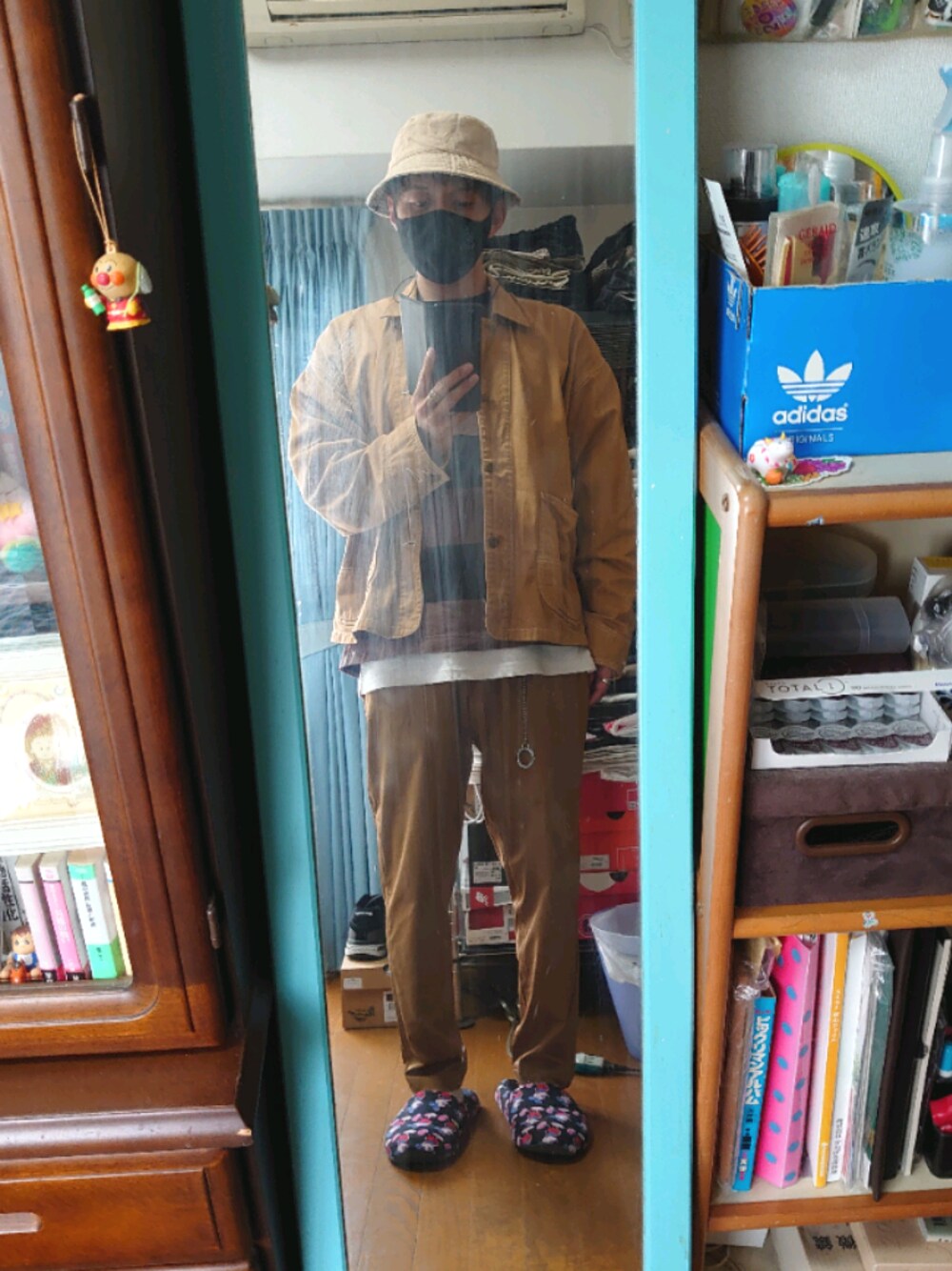 「これが私をアゲる服、初夏コーデ、シンプル、ワントーンコーデ、ラフ、オトナカジュアル、ボーダー、おしゃれさんと繋がりたい、お洒落さんとつながりたい、バケットハット」｜「MONKEY TIMEの＜monkey time＞ CORD TRUCKER JACKET/トラッカージャケット（ブルゾン、その他）」を使った、キヨキヨさん（メンズ・167cm）の春コーディネートの1枚目の写真