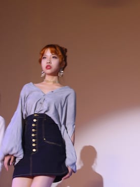 「H&M（エイチ・アンド・エム）のアイテム（ピアス（両耳用）、ゴールド系）」を使った、_FLORA_さん（レディース）の秋コーディネート