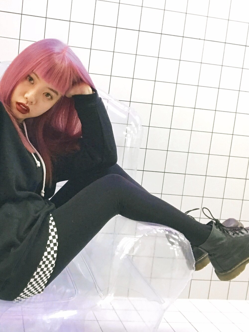「冬、休日スタイル、オトナ女子」｜「UNIFのアイテム（スカート、その他）」を使った、_FLORA_さん（レディース・168cm）の冬コーディネートの1枚目の写真