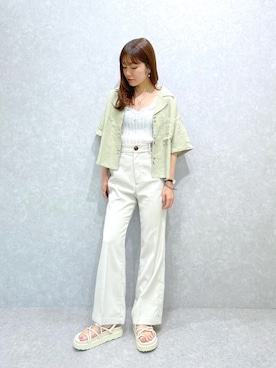 「へザー」｜「アイテム（スラックス）」を使った、ariさん（レディース・158cm）の春コーディネート