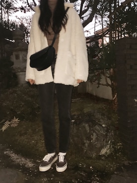 「ハーフムーンバック」｜「アイテム（その他アウター）」を使った、120303rさん（レディース・168cm）の冬コーディネート