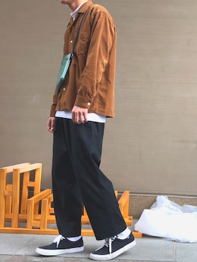 「オシャレパッソ」｜「アイテム（その他アンダーウェア/インナー）」を使った、間井谷　勇生【大阪美容師】さん（メンズ・169cm）の秋コーディネート