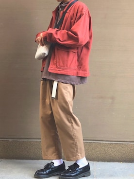 「アイテム（カバーオール、レッド系）」を使った、間井谷　勇生【大阪美容師】さん（メンズ・169cm）の秋コーディネート