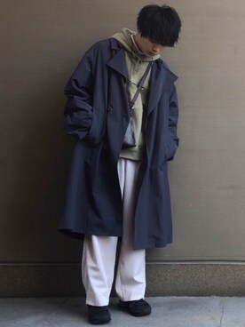 「niko and...（ニコアンド）のアイテム（トレンチコート）」を使った、間井谷　勇生【大阪美容師】さん（メンズ・169cm）の春コーディネート
