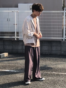「ノーカラーシャツ」｜「アイテム（財布/小物）」を使った、間井谷　勇生【大阪美容師】さん（メンズ・169cm）の秋コーディネート